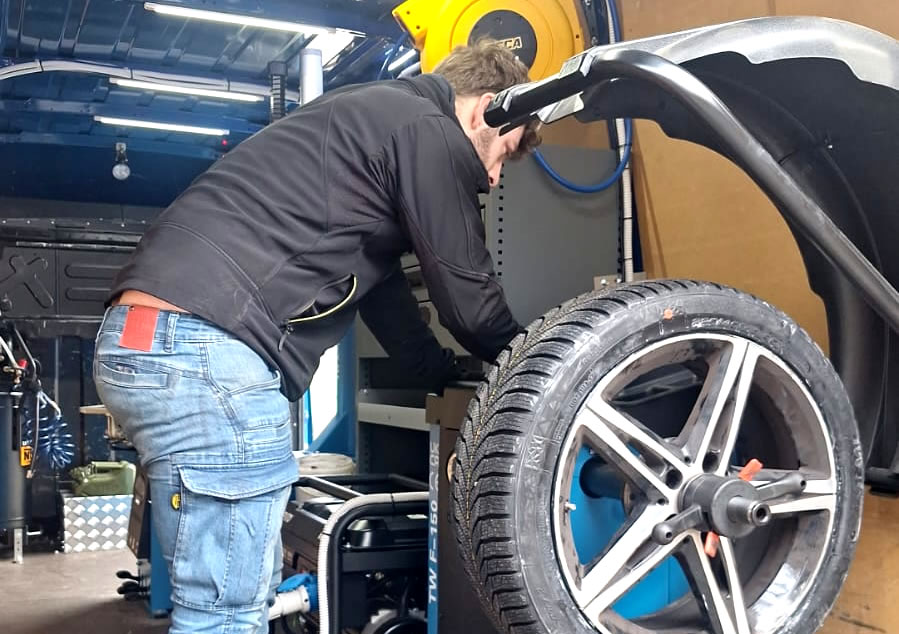 Officina Mobile 5 - Sostituzione pneumatici Torino 